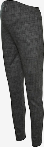 Vero Moda Maternity - Slimfit Leggings en negro: frente