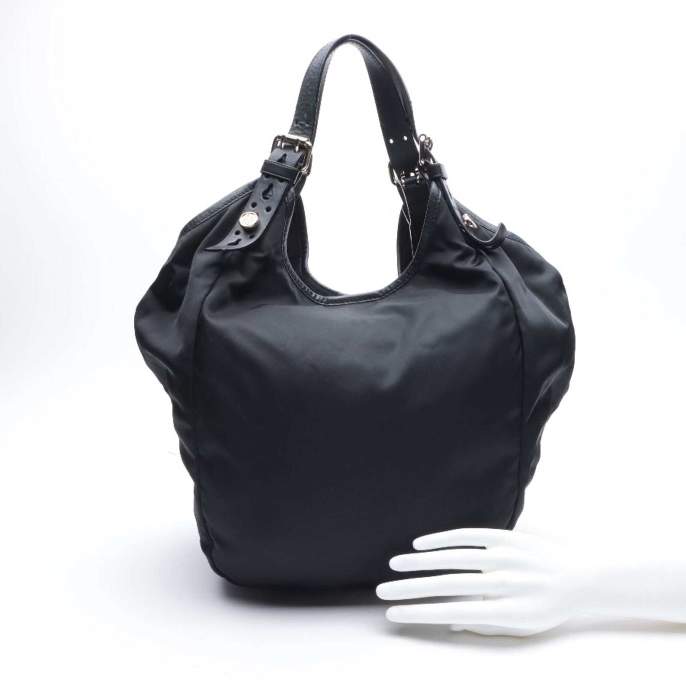 Givenchy Bag in One size in Black