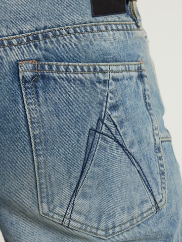 CHASIN' Tapered Jeans 'Epic' in Blauw