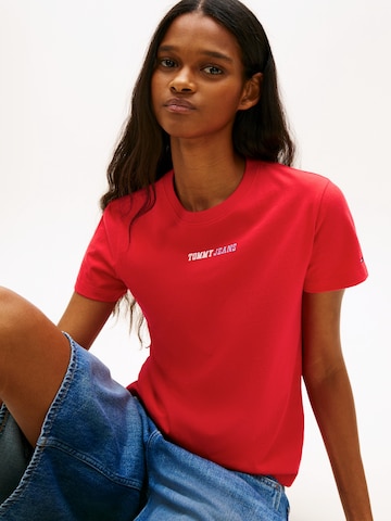 Tommy Jeans Póló 'ESSENTIAL' - piros
