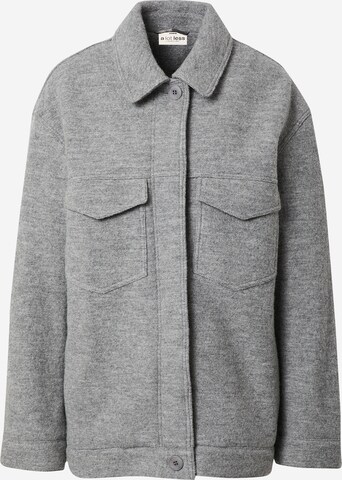 A LOT LESS Between-Season Jacket 'Nicky' in Grey: front