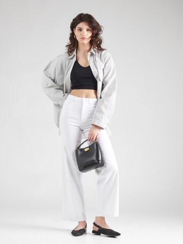 Wide leg Jeans 'ONLMadison Blush' di ONLY in bianco