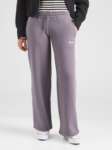 Loosefit Pantalon 'Country Club' Superdry en gris : devant