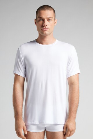 IUMAN Intimissimi Shirt in White: front