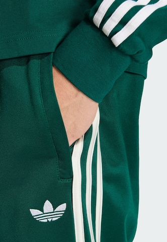 Baggy Pantalon ADIDAS ORIGINALS en vert