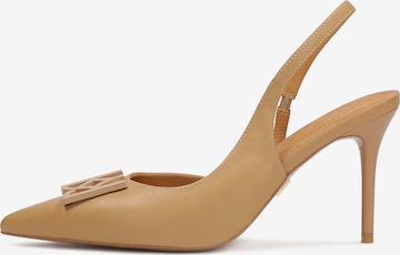 Pumps de la Kazar pe bej: față