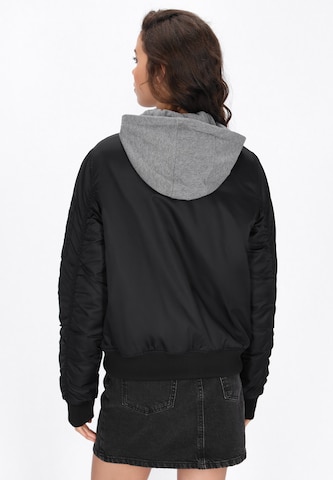 myMo ROCKS Between-season jacket in Black