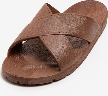 Brasileras - Sandalias 'Loopz' en marrón: frente