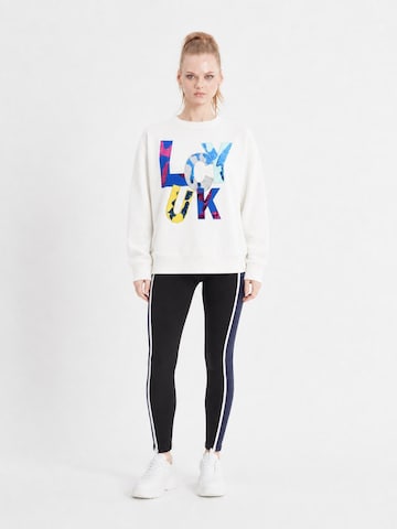 SCR. - Pullover desportivo 'ILONA' em branco