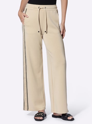 heine Regular Trousers in Beige: front