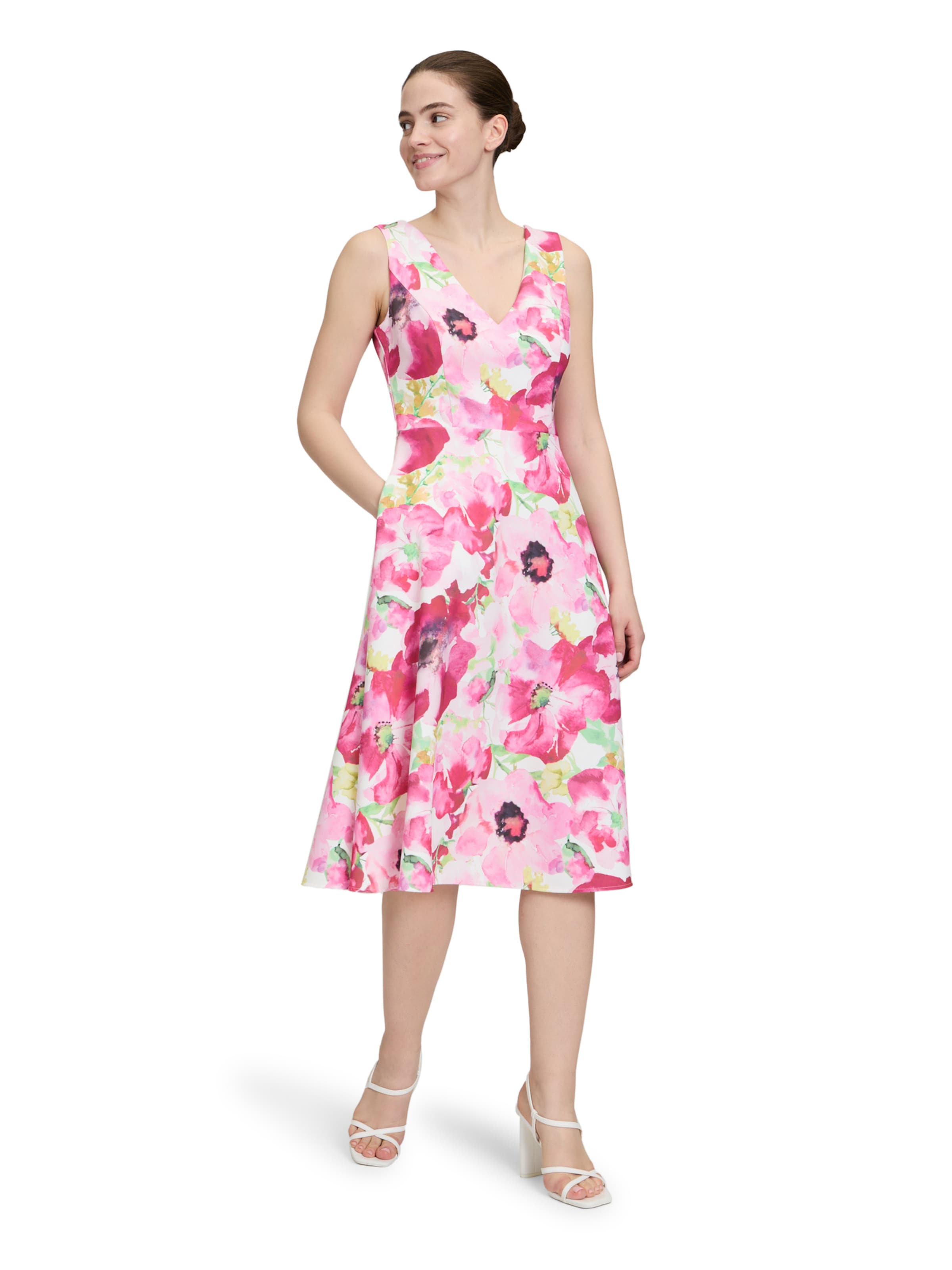 Robe de cocktail Vera Mont en rose : devant