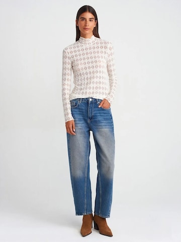 Dilvin - Blusa em branco