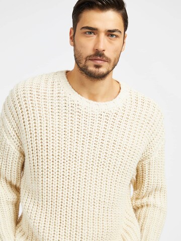 GUESS Pullover in Beige