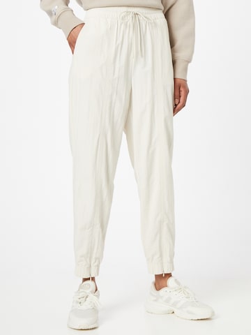 Effilé Pantalon GAP en blanc : devant