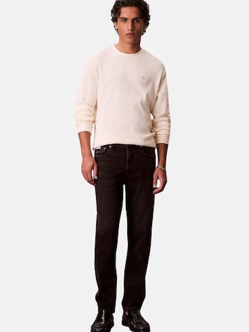 Calvin Klein Tapered Jeans 'CALVIN KLEIN CLASSIC TAPER AVERY PANTALONE' i svart