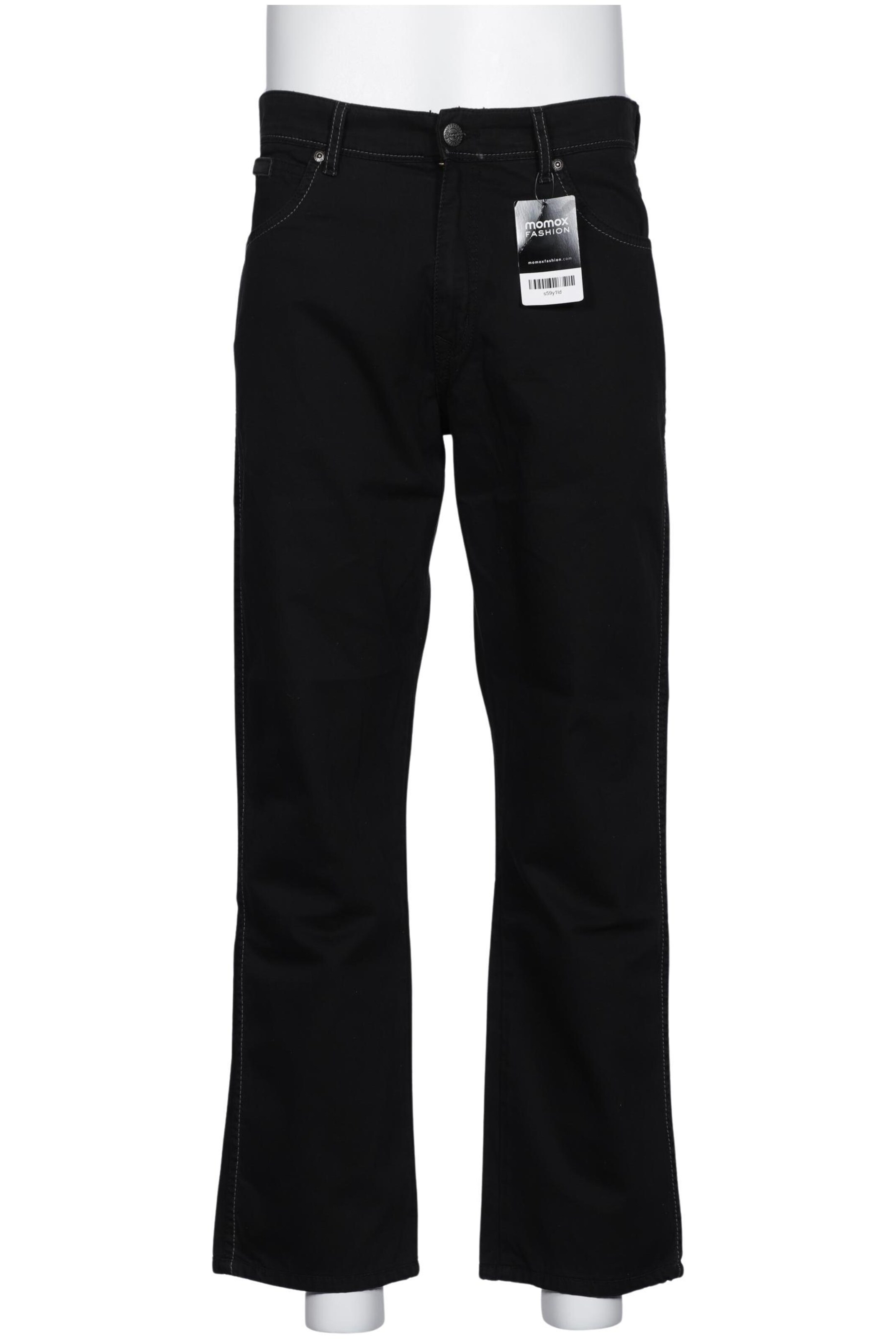 WRANGLER Pants in 32 in Black: front