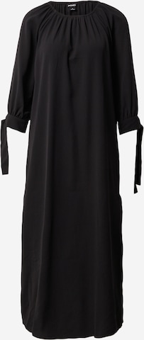 Robe Monki en noir : devant