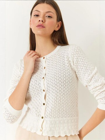 Cardigan Bianco Lucci en beige