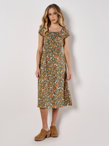Robe ' ' Apricot en vert : devant