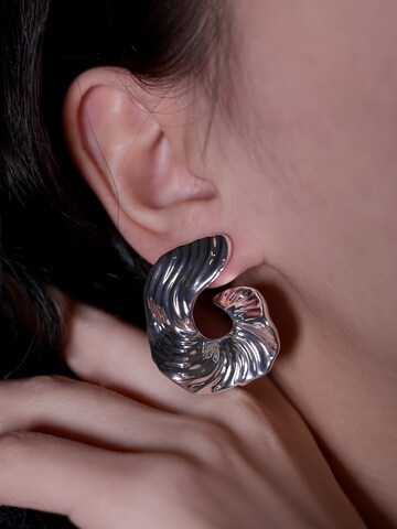 Nightini Earrings in Silver