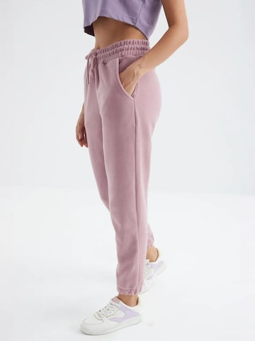 Regular Pantalon de sport Tommy Life en violet