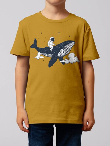 watabout.kids Shirt 'Spacewhale' in Geel