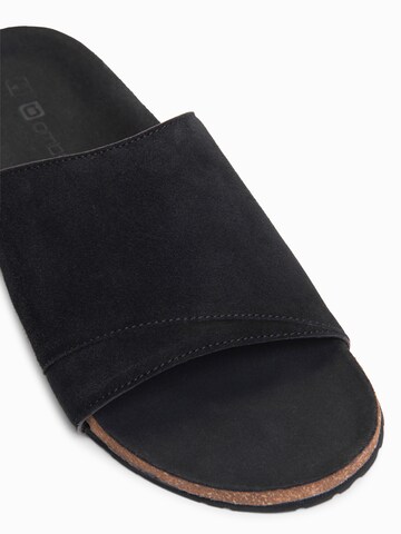 Zoccoletto di Ombre in nero