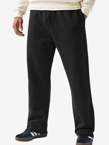 Regular Pantalon Next en noir : devant