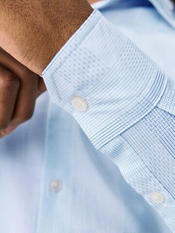 Next Regular Fit Hemd in Blau