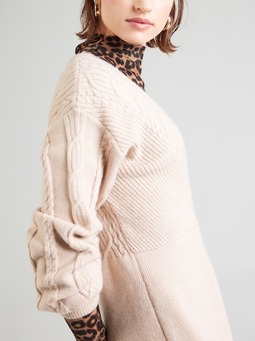 ABOUT YOU Sukienka z dzianiny 'Camilla' w kolorze beżowy