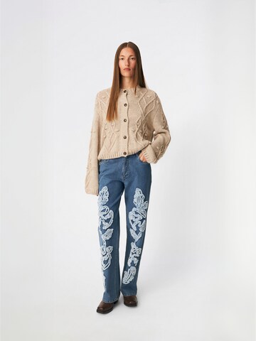 modström Cardigan ' Dahliamd ' in Beige: Vorderseite