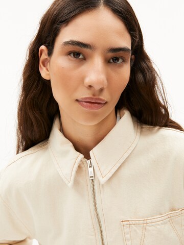 ARMEDANGELS Tussenjas in Beige