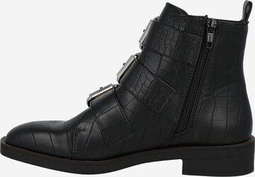 Botine de la River Island pe negru