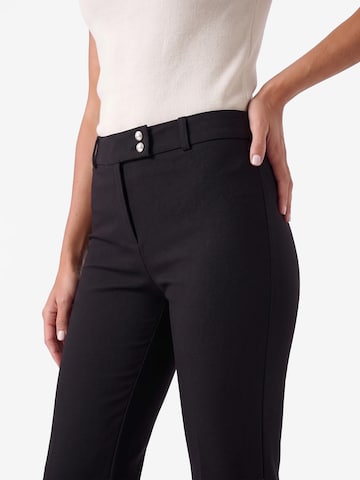 Koton Slim fit Trousers in Black