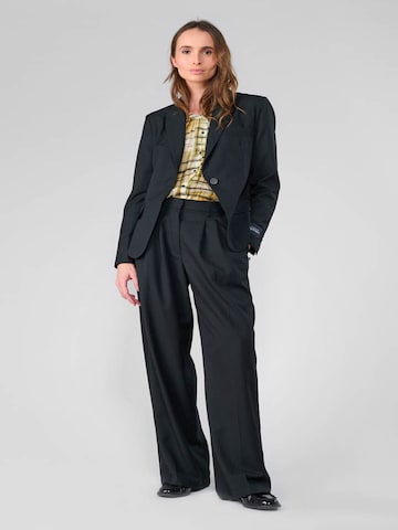 Veste mi-saison 'EVERA' Le Temps Des Cerises en noir