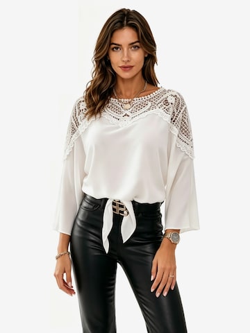 KoJooin Blouse in White: front