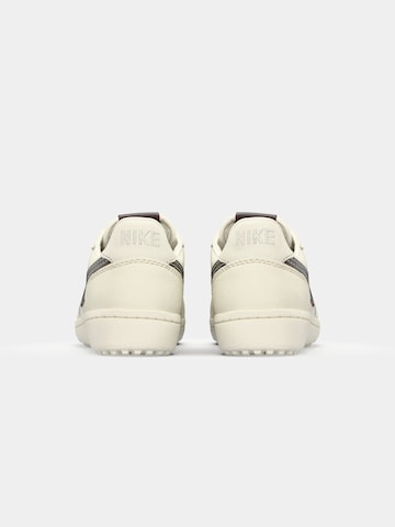 Nike Sportswear Ниски маратонки 'FIELD GENERAL' в бяло