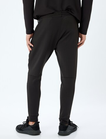 Koton Regular Broek in Zwart