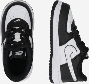 Baskets Nike Sportswear en noir