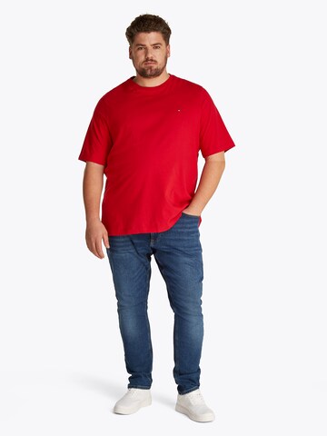 Tommy Hilfiger Big & Tall Koszulka 'ESSENTIAL' w kolorze czerwony