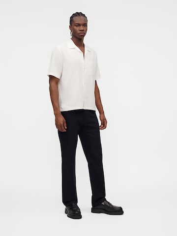 GAP Comfort Fit Риза в бяло