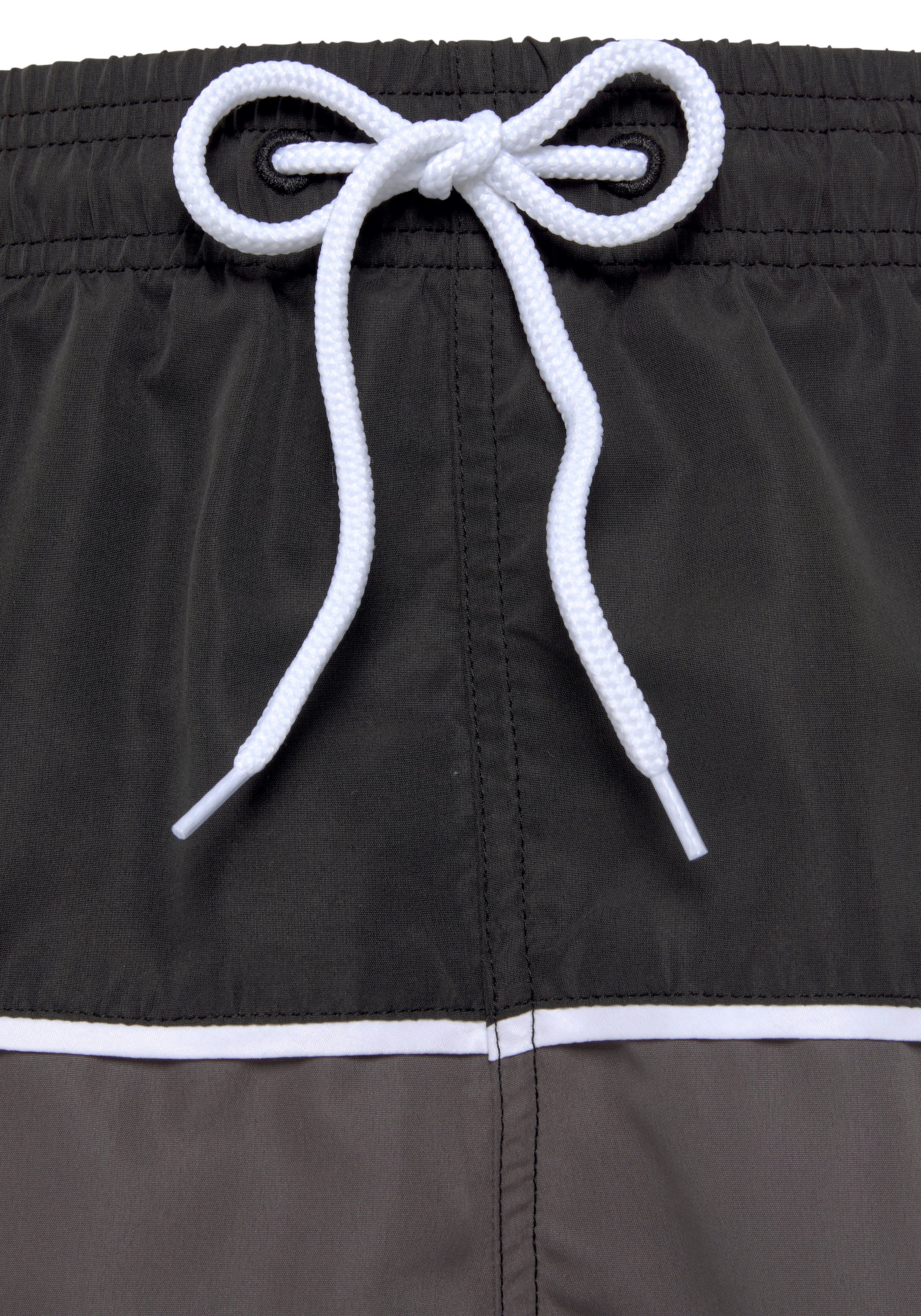 Pantaloncini da bagno di s.Oliver in grigio