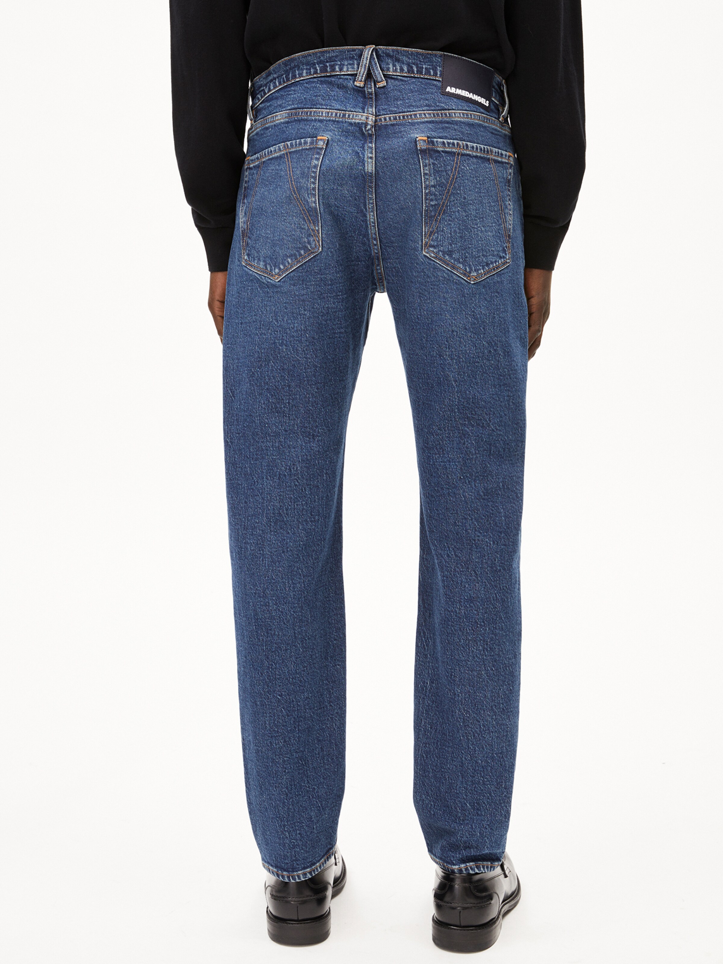 Regular Jean ' DYLAANO ' ARMEDANGELS en bleu : devant