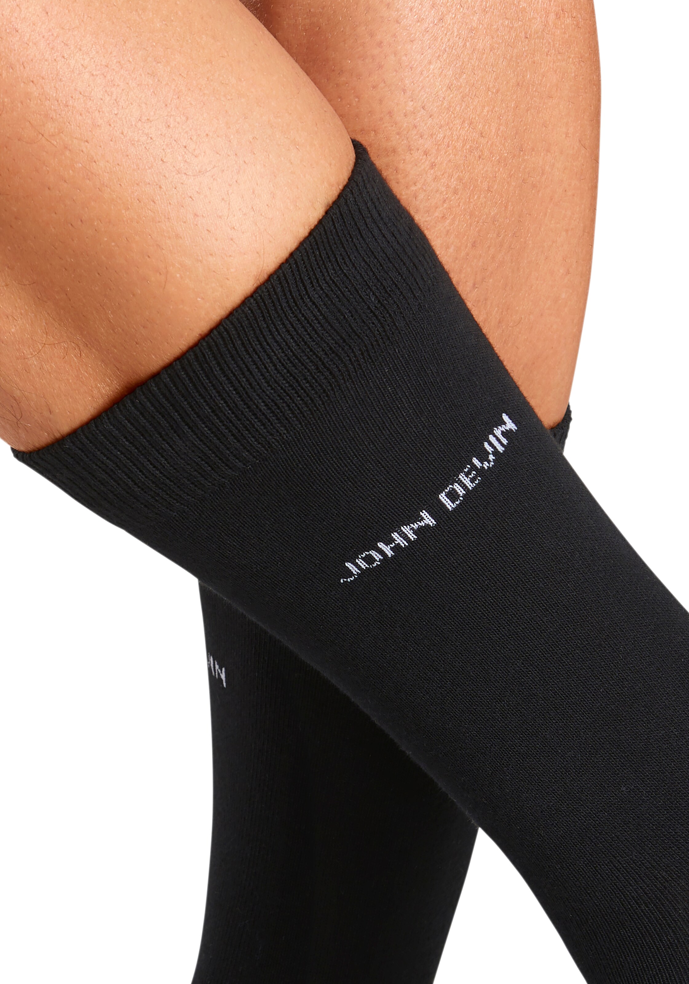 JOHN DEVIN Socks in Black
