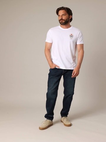 T-Shirt 'Mandou' Deeluxe en blanc