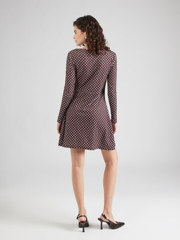 Rochie 'Janique' de la ABOUT YOU pe maro