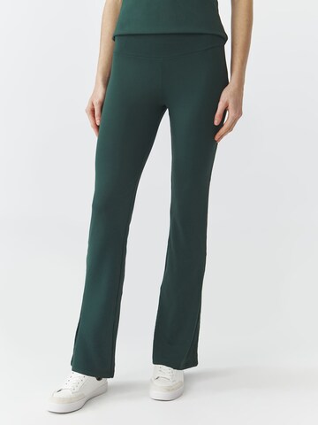 Bootcut Pantaloni 'Olis' di TATUUM in verde: frontale