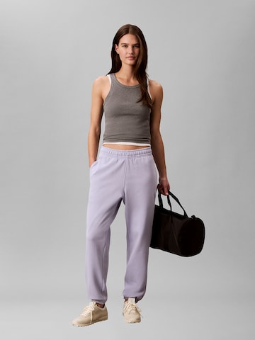 Calvin Klein Jeans Tapered Broek in Lila