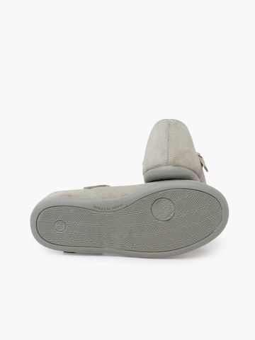 Ballerina di Pisamonas in verde