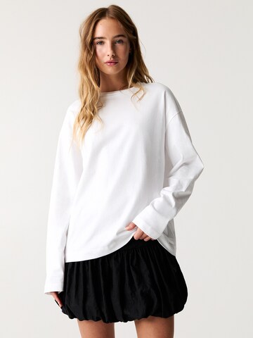 Pull&BearMajica - bijela boja: prednji dio